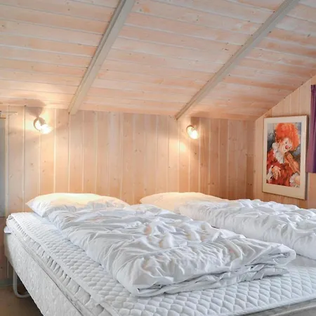 Lovely Home In Hvide Sande With Sauna بيت للعطل Bjerregård